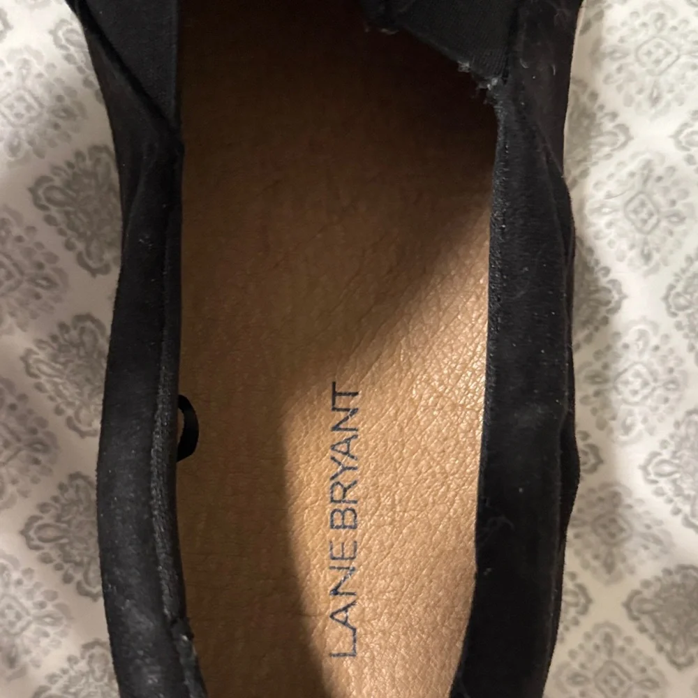 Lane Bryant Black Quilted Slip on Sneakers - Picture 3 of 6